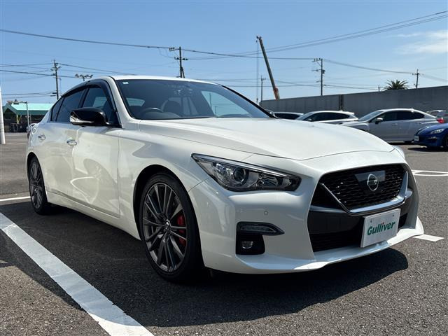 スカイライン 3.0 400R 本革シート サンルーフ