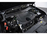 3.0L 直列6気筒DOHCツインターボ(ディーゼル)+モーター、エンジン:300ps/66.3kgm モーター:18ps/4.3kgm、全長&times;全幅&times;全高mm 5275&times;1995&times;1970mm、車両重量 2610kg