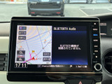 鮮明な画面でナビ情報を確認でき、高音質な音楽も楽しめます。ドライブの時間をより快適に過ごせるよう、操作性も工夫しました。