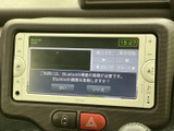 鮮明な画面で、ナビゲーションやエンターテインメントを快適に楽しめます。Bluetooth接続も可能で、スマートフォン連携も容易です。