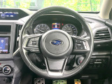 【全車速追従機能付クルーズコントロール】高速道路での長距離走行が楽に!!自動で速度を保つクルーズコントロールが、衝突軽減システムと連携し、前方の車両を感知して車間を保つように速度調節してくれます!!