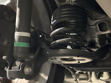 お車を安心してお乗りいただく為には、足回りの定期点検が欠かせません。サービスサポート(有償保証)では無料点検もご提供しており、安心のカーライフをお過ごしいただけるサポート体制が整っています。
