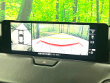 【360&deg;ビューモニター】専用のカメラにより、上から見下ろしたような視点で360度クルマの周囲を確認することができます☆死角部分も確認しやすく、狭い場所での切り返しや駐車もスムーズに行えます。