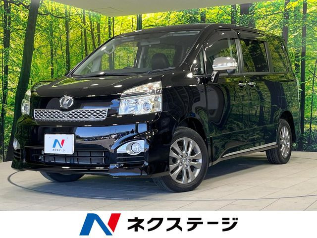 トヨタ ヴォクシー 