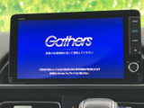 スマートフォンとの連携も可能な、使いやすいナビゲーションシステムを搭載。安全運転をサポートします。