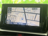 鮮明な地図表示で、現在地や周辺情報をわかりやすく確認できます。スムーズなナビゲーションで、目的地への不安を軽減します。