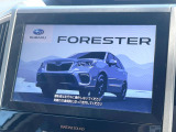 【メーカー純正ナビ】インテリアに溶け込むスタイリッシュな「専用設計」メーカーナビを装備♪視認性や操作性など基本性能にも優れ、より上質なカーライフをお楽しみいただけます。