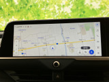 鮮明な地図表示で、スムーズなルート検索を実現。広範囲をカバーする詳細な地図情報で、安心してドライブをお楽しみいただけます。安全運転をサポートします。