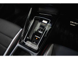 本格的なスポーツ性能を持ちながら、日常でも扱いやすいGolf GTI。DCC、IQ.LIGHT、HUD、アラウンドビュー、レザーシート&ベンチレーション、パノラマルーフなど充実装備が魅力です。