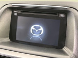 【メーカー純正ナビ】インテリアに溶け込むスタイリッシュな「専用設計」メーカーナビを装備♪視認性や操作性など基本性能にも優れ、より上質なカーライフをお楽しみいただけます。