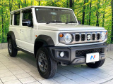 高透明度のガラス皮膜で撥水はもちろん、上質なツヤ・光沢を実現。紫外線や酸性雨から大切な愛車を保護し、色あせ・劣化を防止。「弾スプラッシュコート」、「弾プリミッサコート」からお選びいただけます。