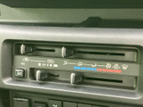 停車時に、お子様向けの映像を楽しめます。移動時間を有効活用し、家族みんなで快適な時間を過ごしましょう。