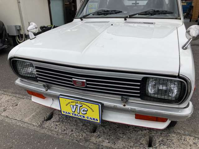 1991 Nissan Sunny Truck 1.2 Deluxe floor shift 4 MT Short photo 5