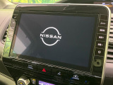 【大画面ナビ】人気の大型9インチナビを装備。存在感のある大画面はインパクト大!ナビ利用時のマップ表示は見やすく、テレビやDVDは臨場感がアップ!いつものドライブがグッと楽しくなります♪