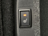 【シートヒーター】寒い日に重宝するシートヒーター!エアコンより早く温まってくれるので寒がりの人も安心ですね♪エアコンの温風は乾燥するから苦手、という方にもをおすすめです。