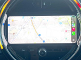 ●Apple Car Play:スマホとの有線接続で、ナビ・オーディオ再生などスマホのアプリ機能が画面でも使える便利機能です!
