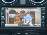 停車時に映像を楽しめるTV機能。家族旅行や休憩時間、お子様連れのお出かけに便利です。