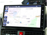お車選びをお楽しみ頂けるよう、在庫車の展示スペースを十分に確保しております。