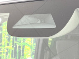 【ホンダセンシング】走行中に前方の車両等を認識し、衝突しそうな時は警報とブレーキで衝突回避と被害軽減をアシスト。より安全にドライブをお楽しみいただけます。
