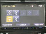 多彩なオーディオソースに対応し、好みの音楽やラジオを快適に楽しめます。シンプルな操作で、すぐに音楽の世界に浸れます。
