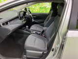 運転席からの視界が広く、安全な運転をサポートします。操作もしやすく、誰でも扱いやすい一台です。
