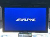 【フリップダウンモニター】大画面モニターで後席でもエンタメをお楽しみいただけます。小さなお子様にも大人気の装備です♪