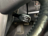 高速道路で便利な【クルーズコントロール】も装着済み。アクセルを離しても一定速度で走行ができる装備です。加速減速もスイッチ操作でOKです。