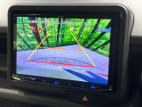 【バックカメラ】駐車時に後方がリアルタイム映像で確認できます。大型商業施設や立体駐車場での駐車時や、夜間のバック時に大活躍!運転スキルに関わらず、今や必須となった装備のひとつです!