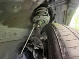 お車を安心してお乗りいただく為には、足回りの定期点検が欠かせません。サービスサポート(有償保証)では無料点検もご提供しており、安心のカーライフをお過ごしいただけるサポート体制が整っています。