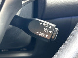 【クルーズコントロール】高速道路もラクラク走行。アクセルを離しても一定速度で走行ができ、長距離運転時の負担を軽減!加速・減速も簡単なスイッチ操作で調整できます。
