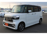 大好評のボディコーティング「ハイモースコート」もご納車までに施工可能。雨染みや線傷など中古車だからと諦めていませんか?ピカピカの状態でお乗り出しいただけます。
