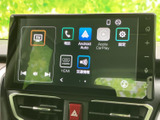 先進のコネクティビティで、ドライブの楽しみ方を広げます。スマートフォン連携機能も搭載し、快適なカーライフをサポート。