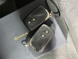 【スマートキー(エンジンスタートストップスイッチ)】スマートキー(電子キー)を持っていれば、スイッチを押すだけでエンジンをかけることができます!