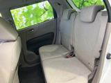 後部席への乗り降りもスムーズに行えます。ファミリー層にもおすすめできる使い勝手の良さです。