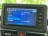 ラジオ、CD、USBなど、多様なメディアに対応。好きな音楽をクリアな音質で楽しめます。