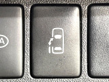 【パワースライドドア】スマートキーや運転席のスイッチでスライドドアの開閉が可能♪電動だから力を入れてドアを開ける必要が無く、小さいお子様でも、重い荷物を持っている時もラクに開け閉めできます♪