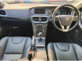 V40 T4 SE ブラックレザーシート禁煙車 バックモニタ
