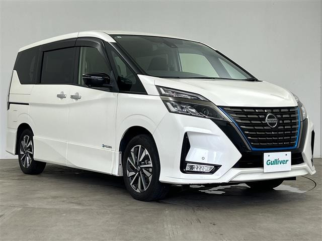セレナ 1.2 e-POWER ハイウェイスターV アーバンクロム 修復歴無し