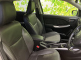 運転席側のドア。シートの調度品や、操作系の状態も良好で、快適なドライブをサポートします。細部まで丁寧に扱われています。