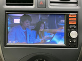 停車時にテレビを視聴できる機能が搭載されています。移動時間も快適にお過ごしいただけます。