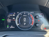 スタイリッシュなデザインで、視認性の高いメーター。車の状態をひと目で確認できます。ドライビングに集中できるでしょう。