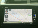 鮮明な地図表示で、安全運転をサポートします。現在地の確認やルート検索もスムーズに行えます。