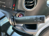 直感的な操作で、安全な車線変更をサポートします。視認性の高いデザインもポイントです。