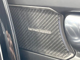 ●harman/kardonサウンドシステム:オーディオ専門メーカーが手掛けるプレミアムスピーカーを装備。多数のスピーカーから、音の粒立ちまで分かる高品質な音楽をお楽しみいただけます。