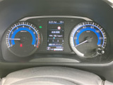 ドライバーの運転をサポートする多彩な情報を、見やすい表示で確認できます。走行状況や燃費効率などをひと目で把握し、安全運転を心がけましょう。