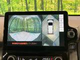 【パノラミックビューモニター】専用のカメラにより、上から見下ろしたような視点で360度クルマの周囲を確認することができます☆死角部分も確認しやすく、狭い場所での切り返しや駐車もスムーズに行えます。