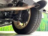 お車を安心してお乗りいただく為には、足回りの定期点検が欠かせません。サービスサポート(有償保証)では無料点検もご提供しており、安心のカーライフをお過ごしいただけるサポート体制が整っています。