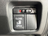 【パワースライドドア】スマートキーや運転席のスイッチでスライドドアの開閉が可能♪電動だから力を入れてドアを開ける必要が無く、小さいお子様でも、重い荷物を持っている時もラクに開け閉めできます♪