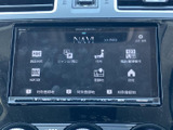 高機能なナビゲーションシステムを搭載。目的地設定もスムーズに行え、快適なドライブをサポートします。音楽も楽しめます。