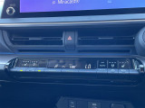 【シートヒーター】シートを温めてくれる暖房機器です!長時間座っていると負担が掛かりやすい背中や腰、または冬場などの寒い日に冷えやすい脚部に快適なぬくもりを伝えます。